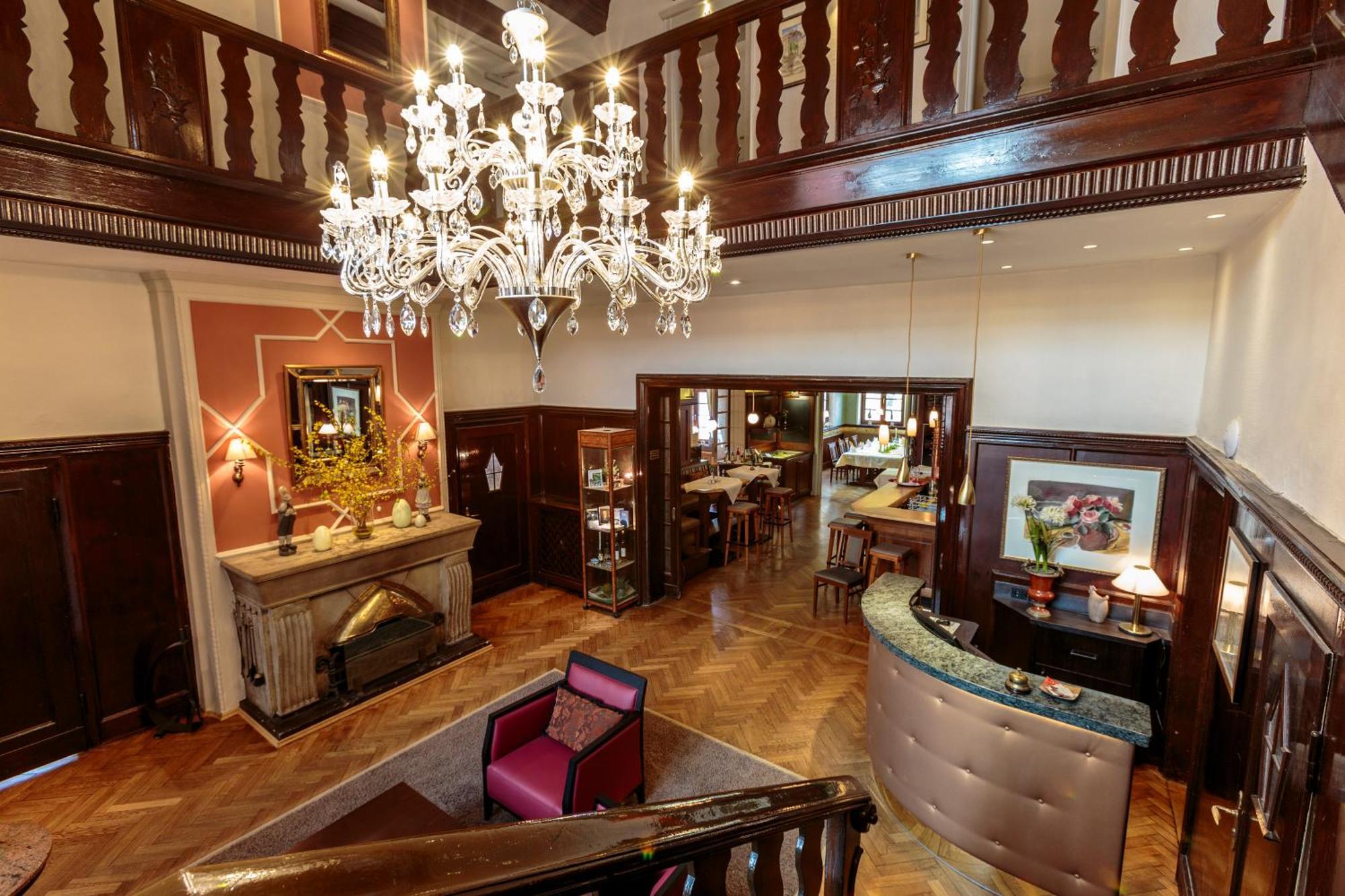 Parkhotel Gueldene Berge Weißenfels Rom bilde